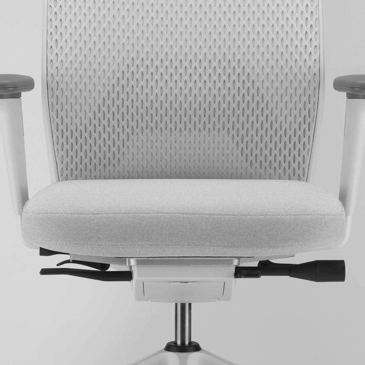 Vitra ID Mesh Bürostuhl mit Netzrücken Diamond Mesh Sitzbezug Plano
