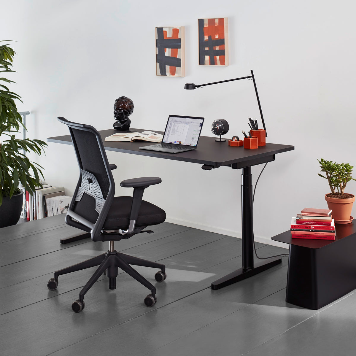 Vitra ID Mesh Bürostuhl mit Netzrücken Diamond Mesh Sitzbezug Plano