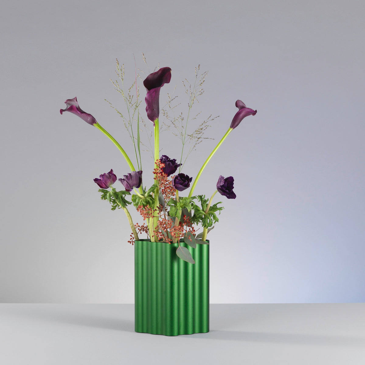 Vitra Nuage Vase métallique medium – Designvase mit skulpturalem Charakter