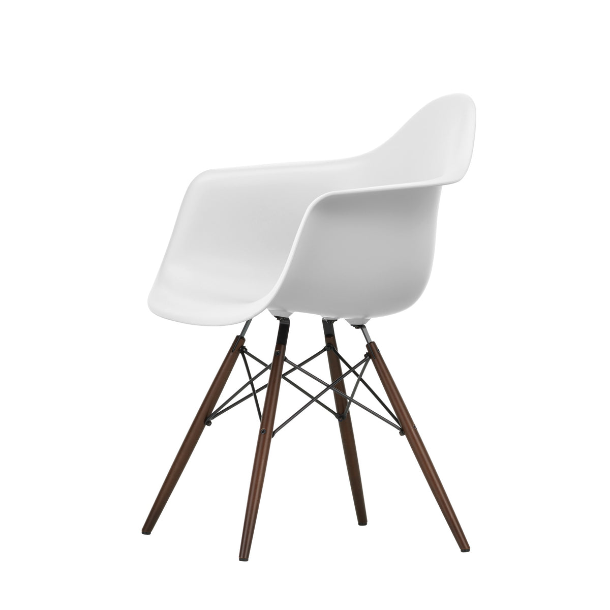 Vitra Eames Plastic Armchair DAW RE Ahorn dunkel Kunststoff recycelt
