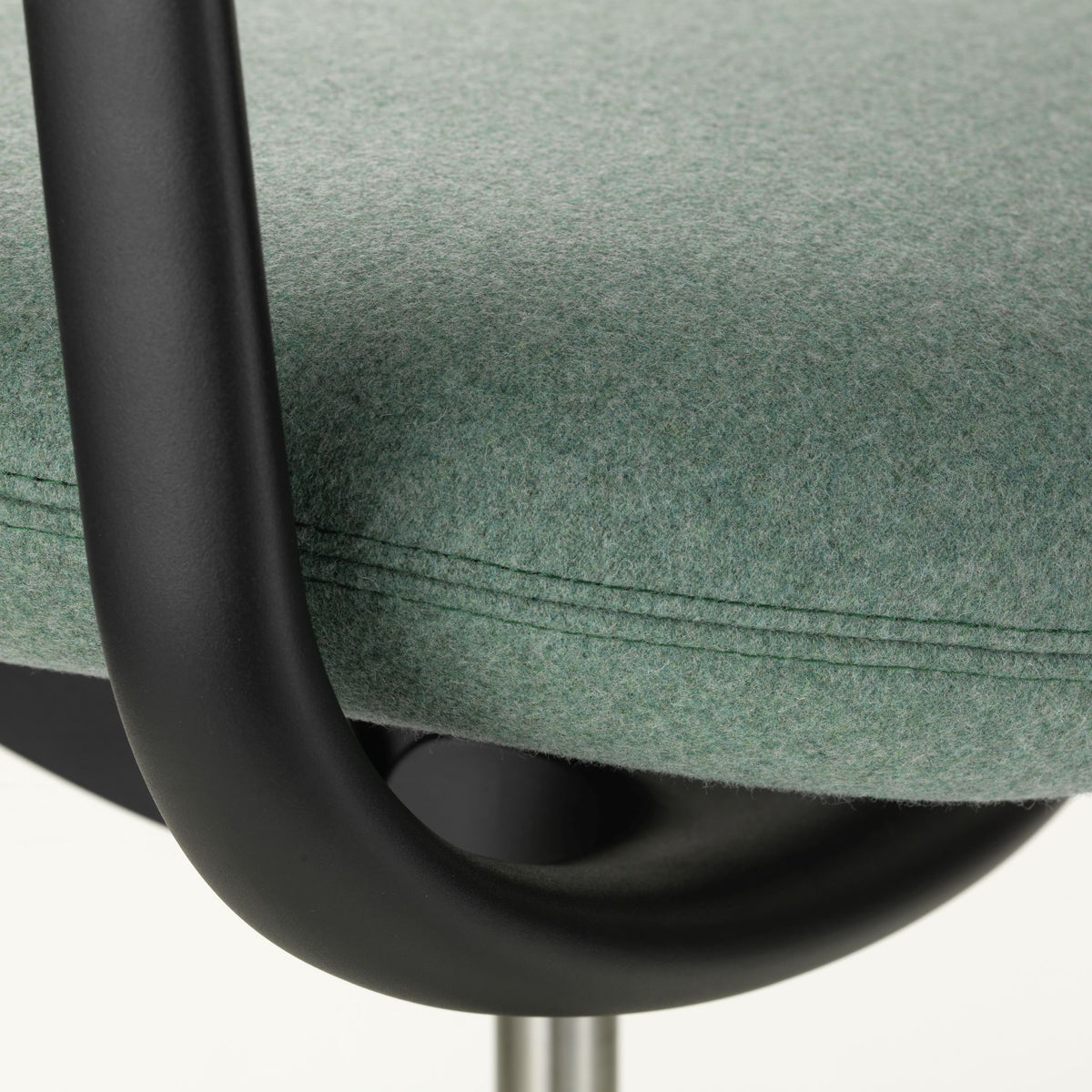 Vitra Mynt Soft Bürostuhl Sitz & Rücken weich gepolstert