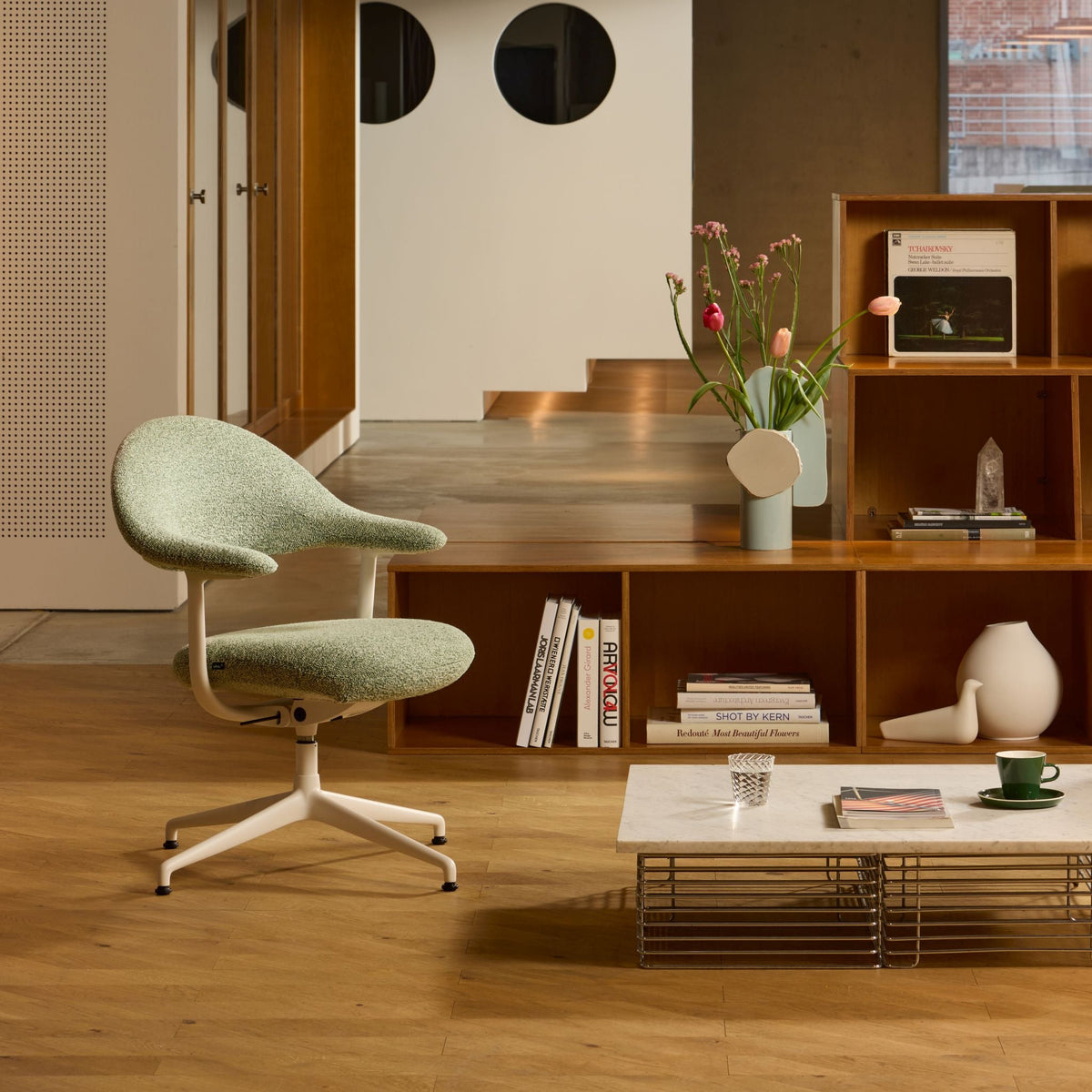 Vitra Mynt Soft Bürostuhl Sitz & Rücken weich gepolstert