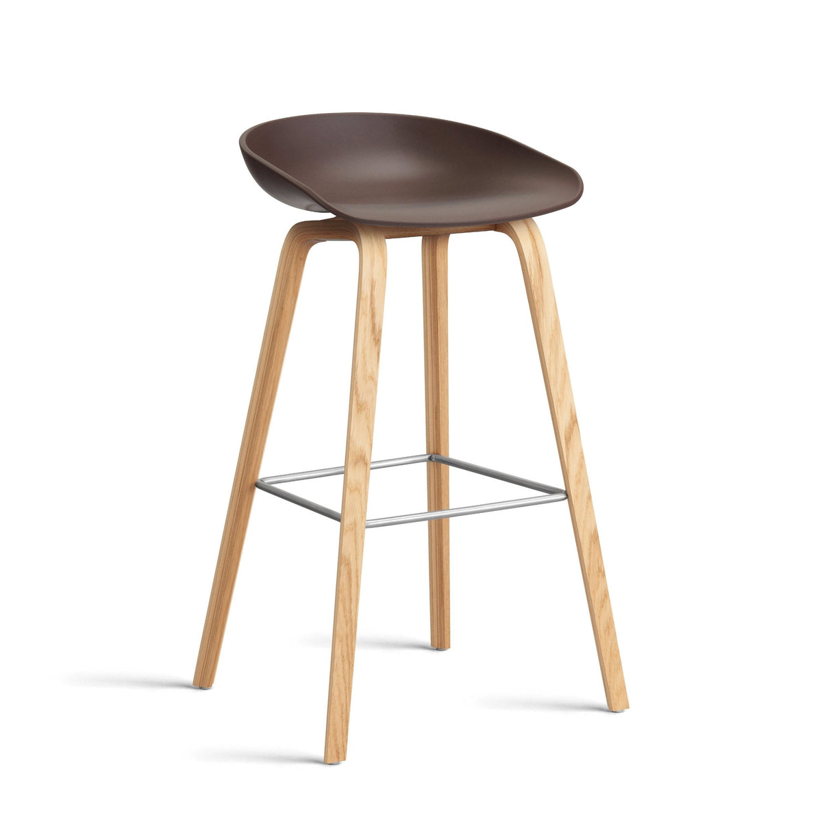 Hay AAS 32 Barhocker – Sitz Kunststoff recycelt Gestell Eiche/Nussbaum