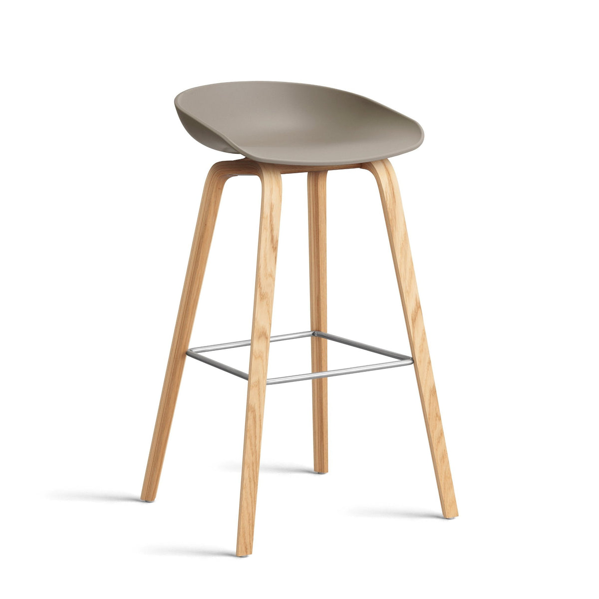 Hay AAS 32 Barhocker – Sitz Kunststoff recycelt Gestell Eiche/Nussbaum