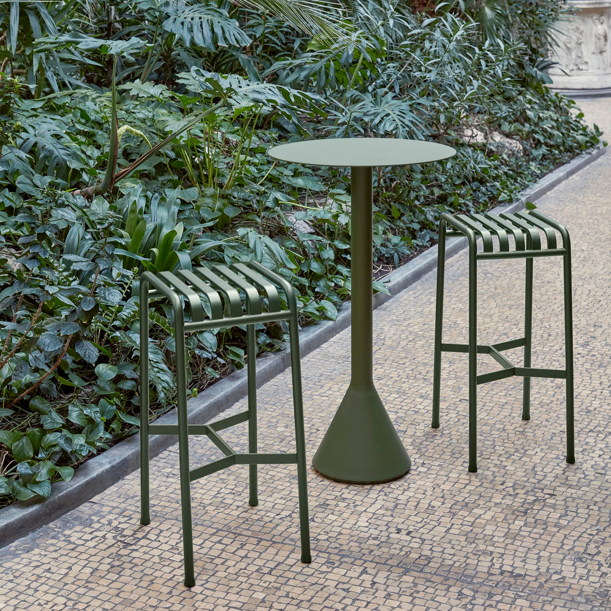 HAY Palissade Cone Steh-Tisch rund Ø 60 cm outdoor Stahl pulverbeschichtet