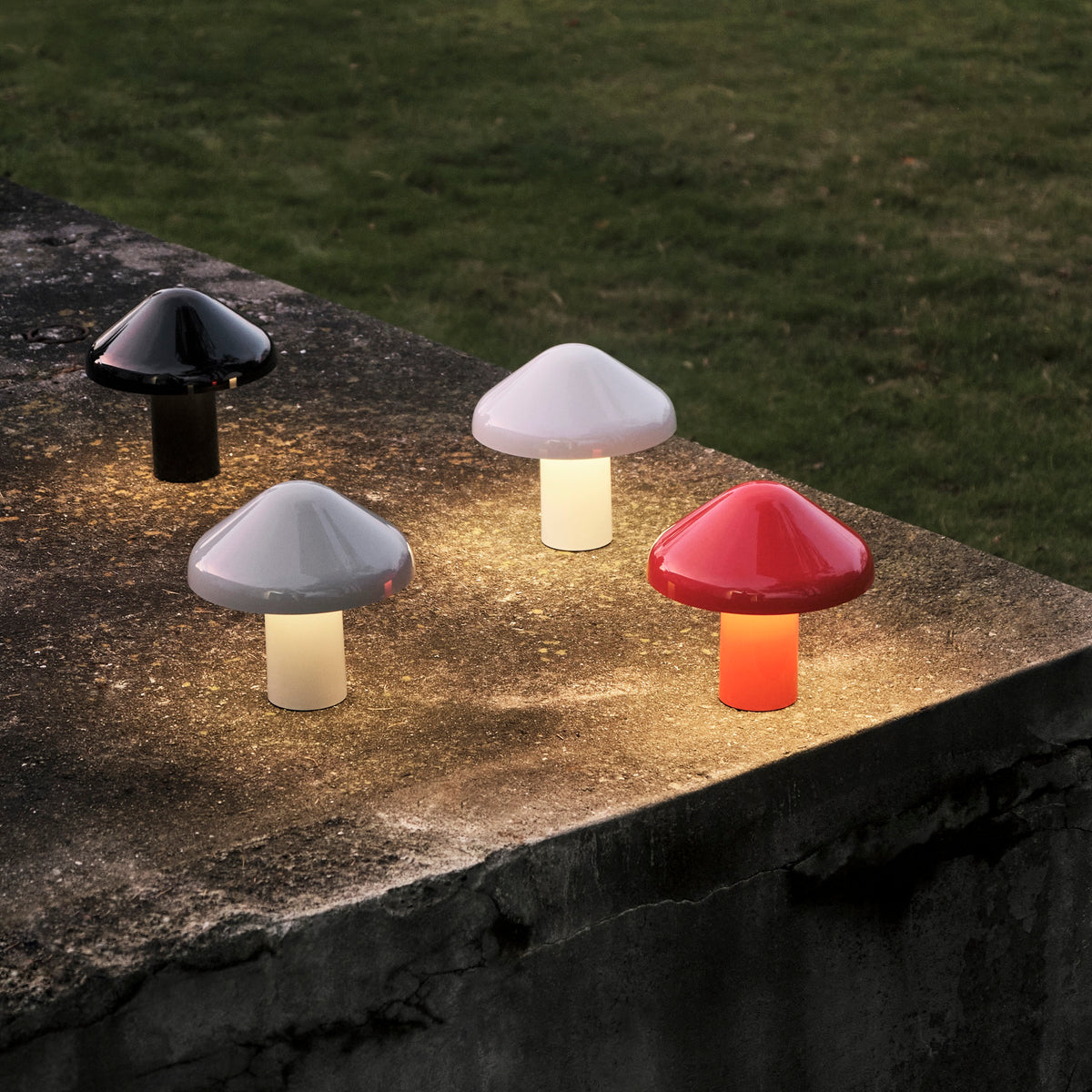 HAY Pao Lamp LED Lampe tragbare Akkuleuchte dimmbar schwarz