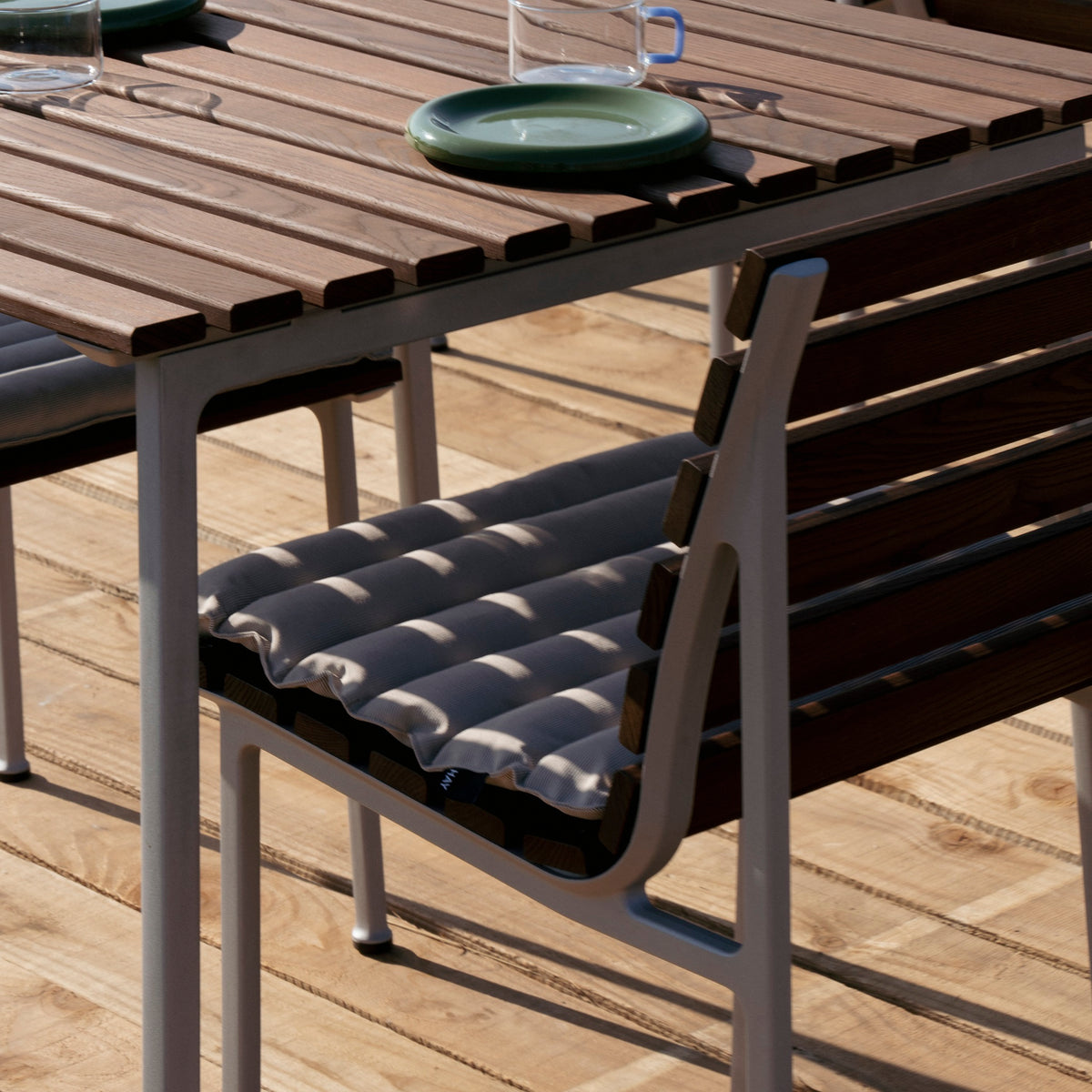 HAY Traverse Table Outdoor Tisch 140 x 83 cm Esche geölt / Aluminium