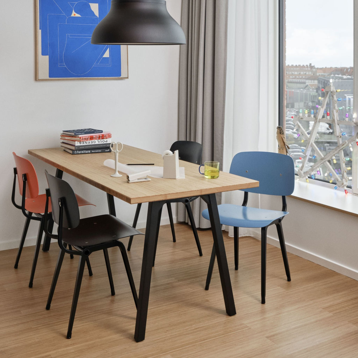 Hay Revolt Chair 4-Fuß-Stuhl Sitz & Rücken ABS-Kunststoff Stahlgestell