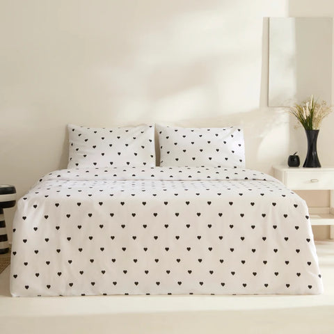 Sarah Anderson Amour Double Duvet Cover Set – Black
 