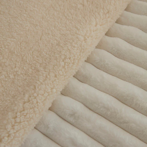 Karaca Stripe Sherpa Witte Deken 150x200