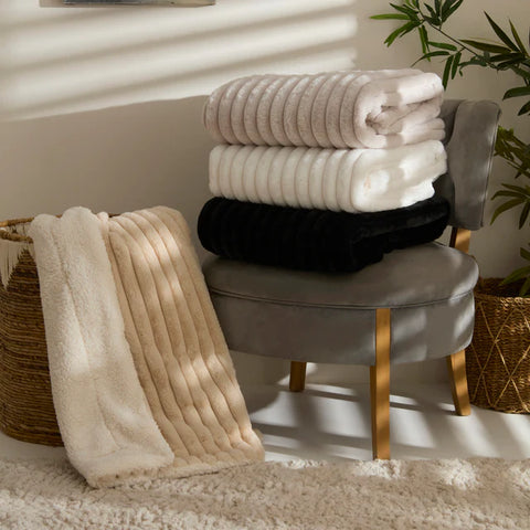Karaca Stripe Sherpa Grijze Deken 130x150