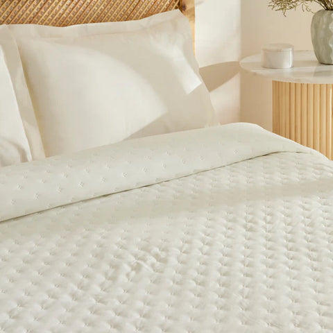 Breezy Bedspread Ecru 160x240 cm