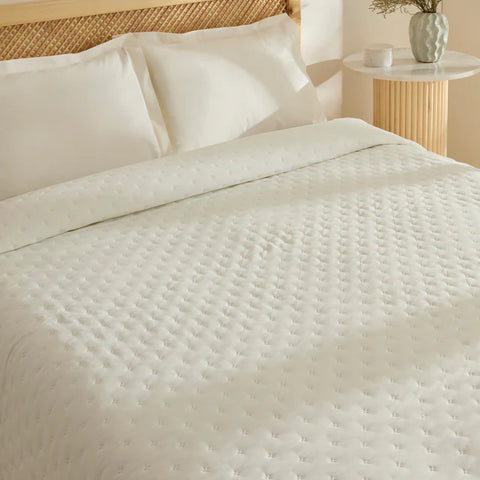 Breezy Bedspread Ecru 230x240 cm