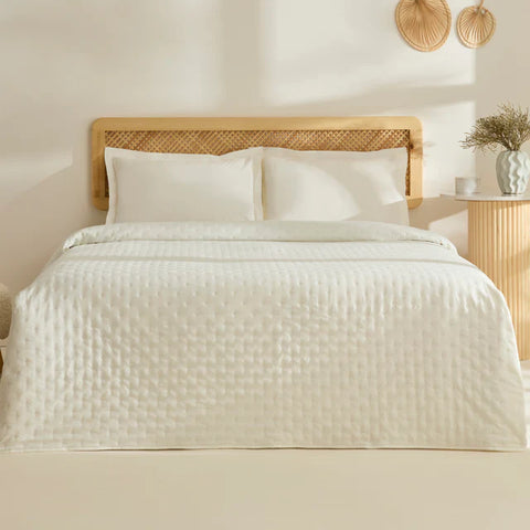 Breezy Bedspread Ecru 230x240 cm
