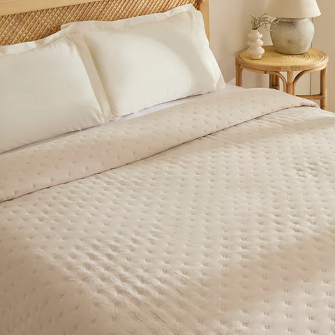 Breezy Sprei Beige 230x240 cm