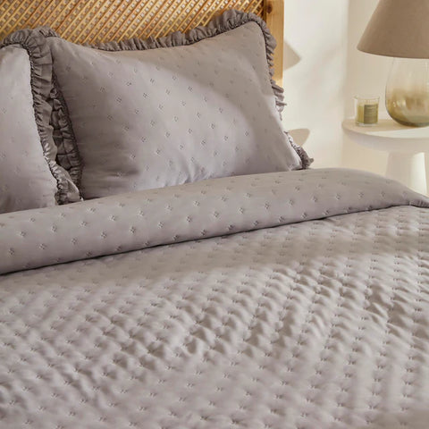 Fiona Sprei Set Grijs 230x240 cm + 2 (50x70 cm)