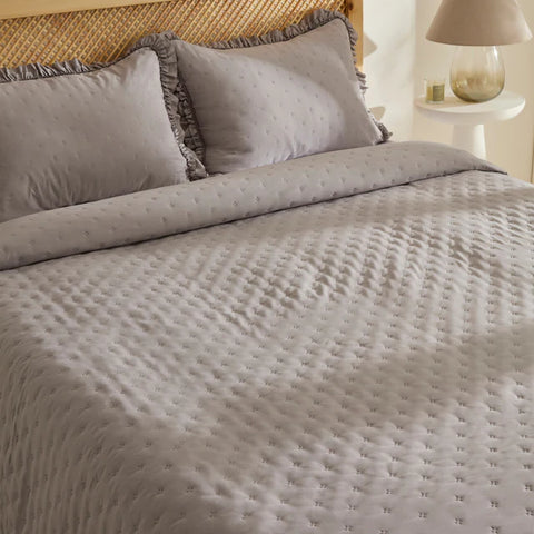 Fiona Sprei Set Grijs 230x240 cm + 2 (50x70 cm)