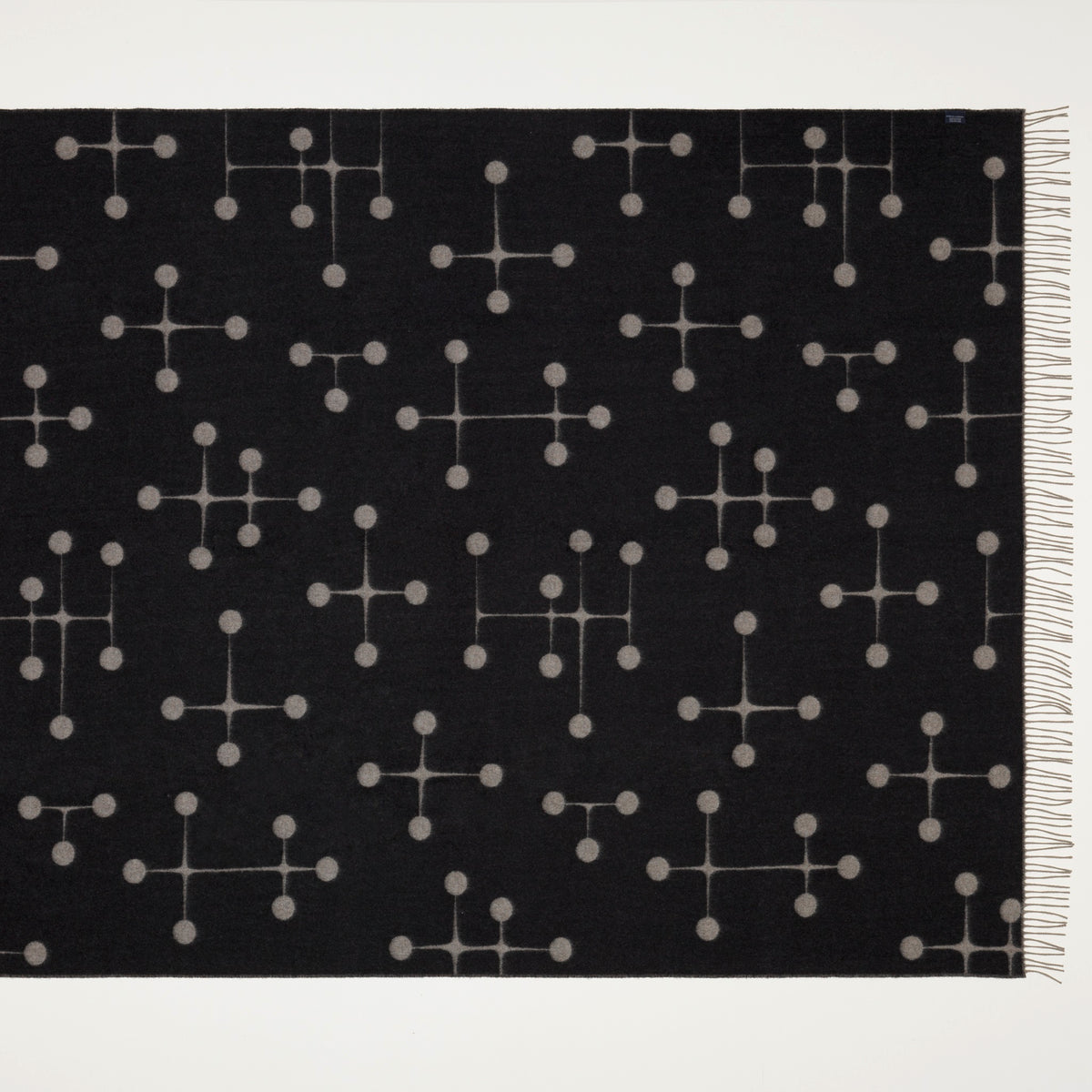 Vitra Eames Wool Blanket Dot Pattern Wolldecke schwarz grau gepunktet