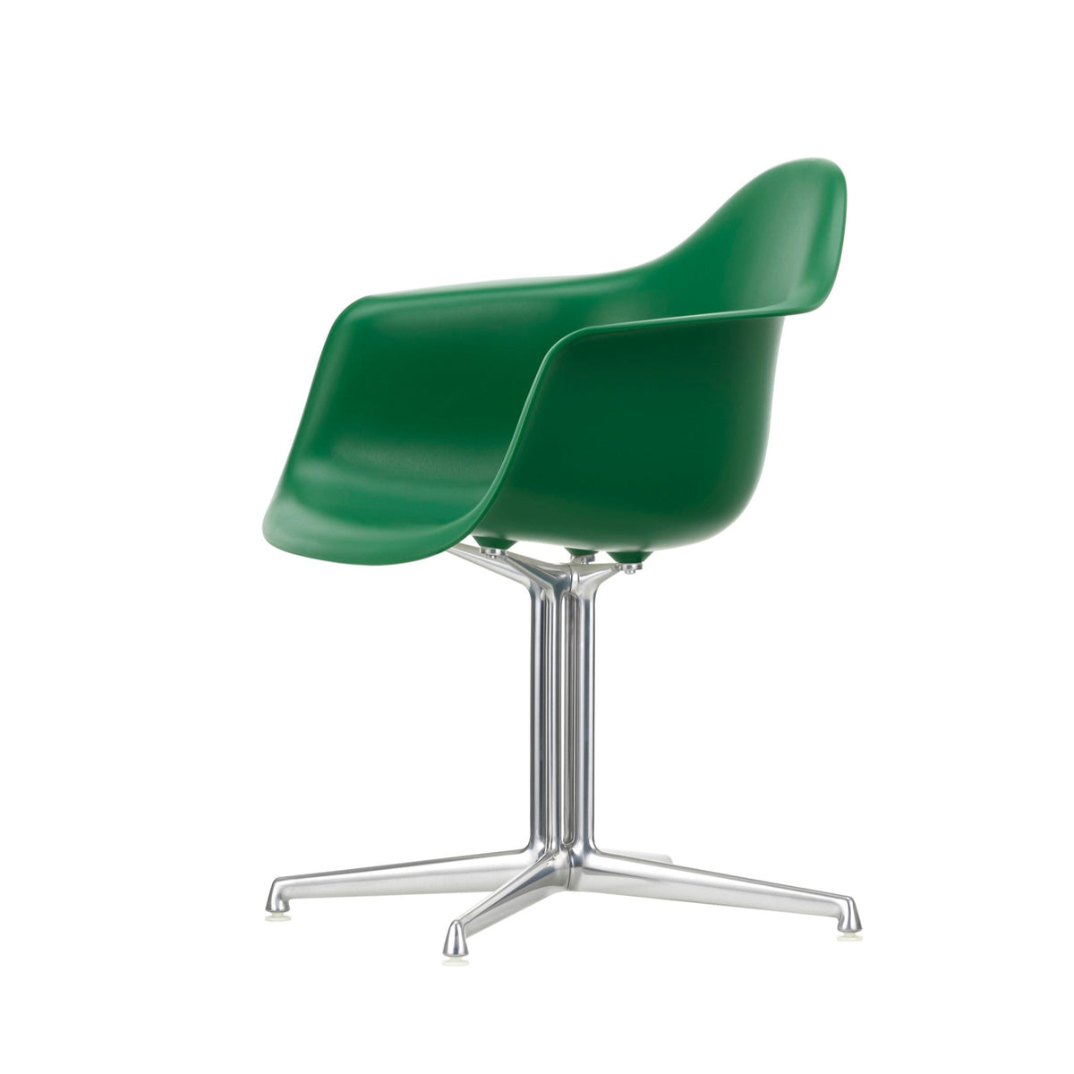 Vitra Eames Plastic Armchair DAL RE recycelter Kunststoff La Fonda Base