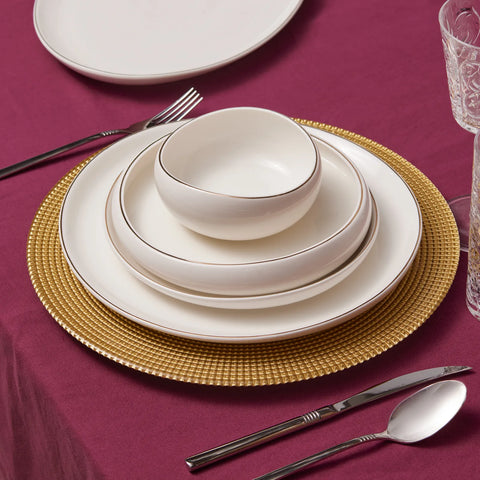 Karaca Red Carpet Collection Streamline Hole Gold - 59-delig porseleinen servies voor 12 personen