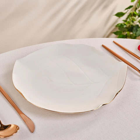 Karaca x Müge Anlı Gouden Dinerbord 27 Cm