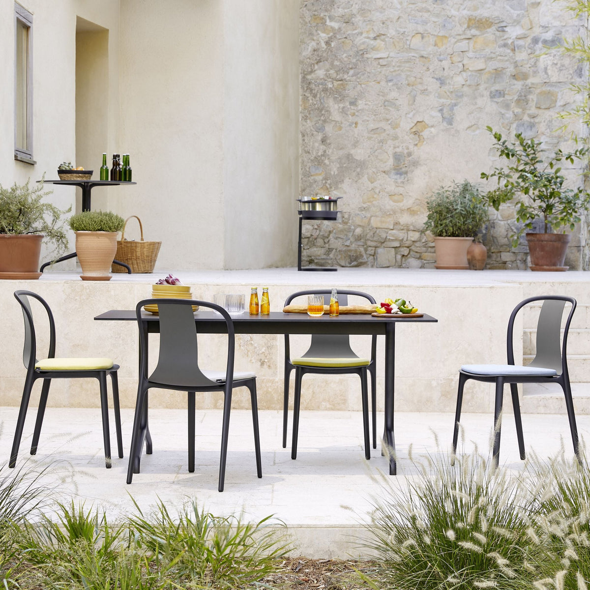 Vitra Belleville Table Bistrotisch rund oder eckig Indoor & Outdoor