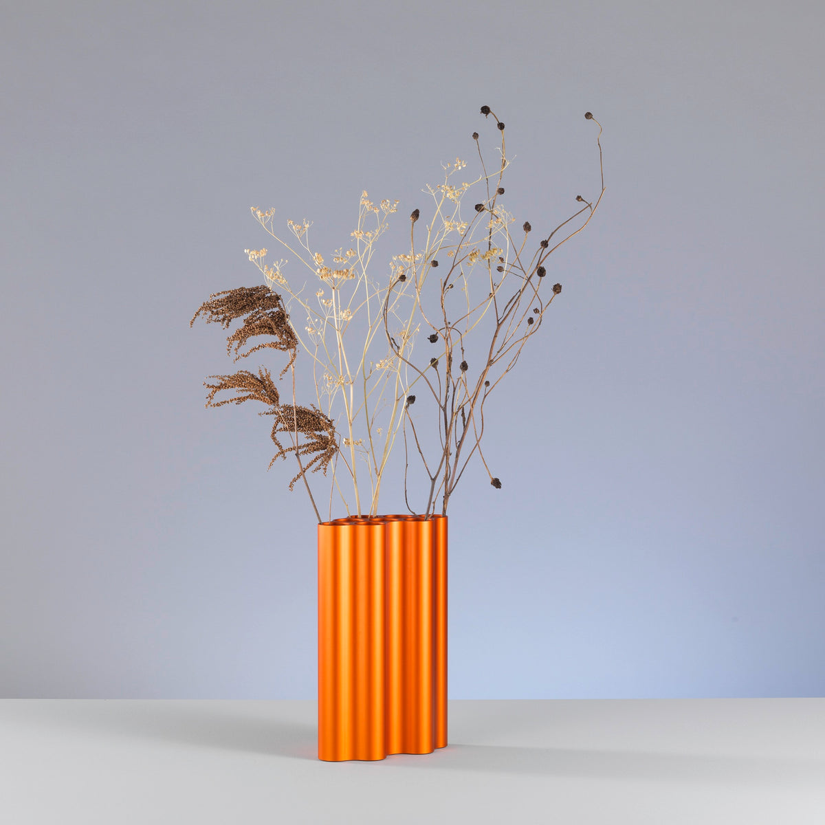 Vitra Nuage Vase métallique large – Designvase mit skulpturalem Charakter
