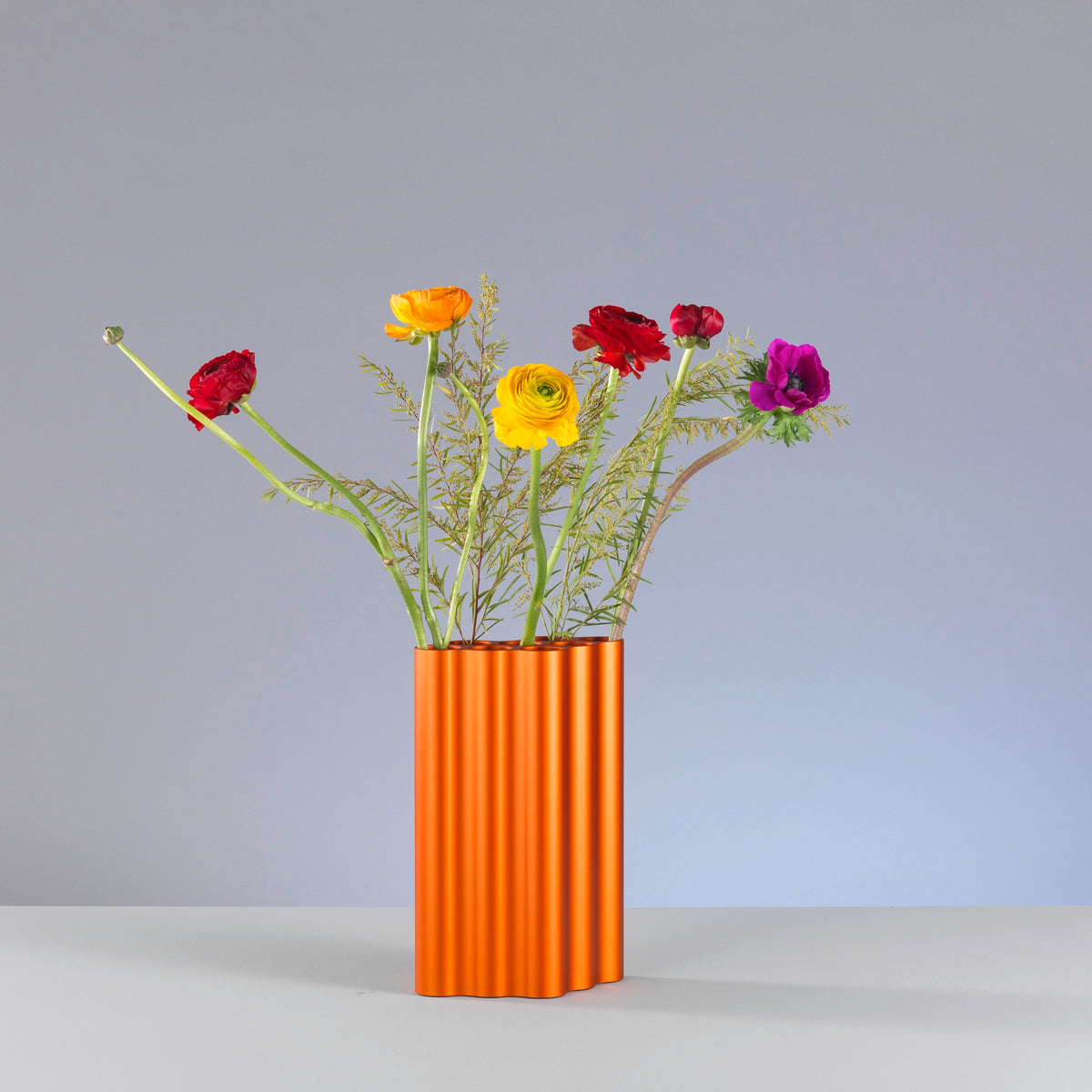 Vitra Nuage Vase métallique large – Designvase mit skulpturalem Charakter