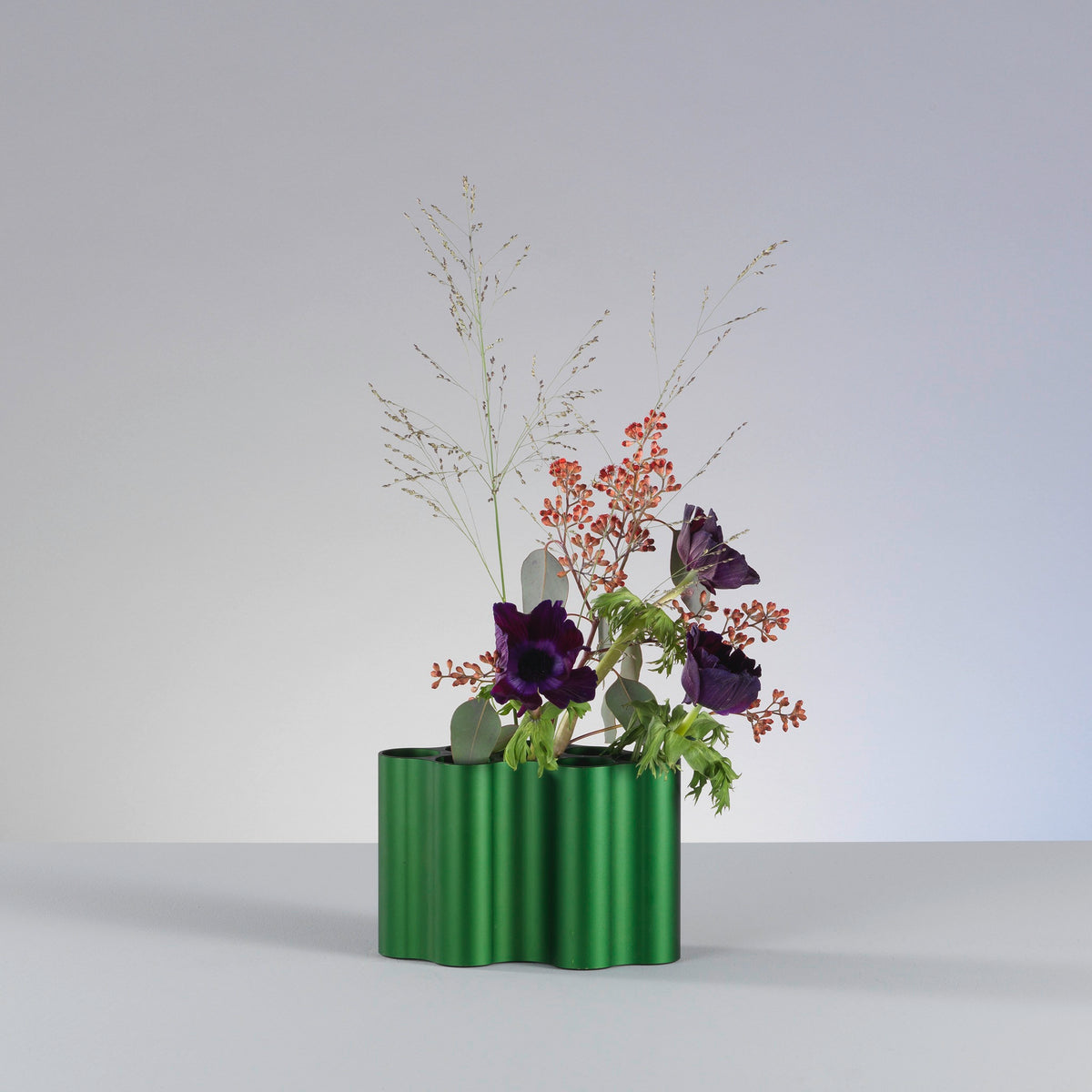 Vitra Nuage Vase métallique small – Designvase mit skulpturalem Charakter