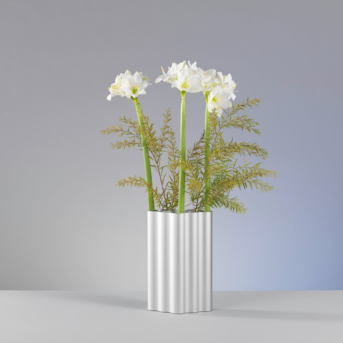 Vitra Nuage Vase métallique large – Designvase mit skulpturalem Charakter