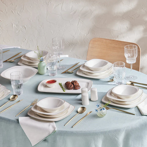 Karaca Timeless 59-delige Porseleinen Halve Vierkante Dinerset voor 12 Personen, Goud