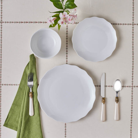 Karaca Scalloped 18-delige Serviesset voor 6 Personen