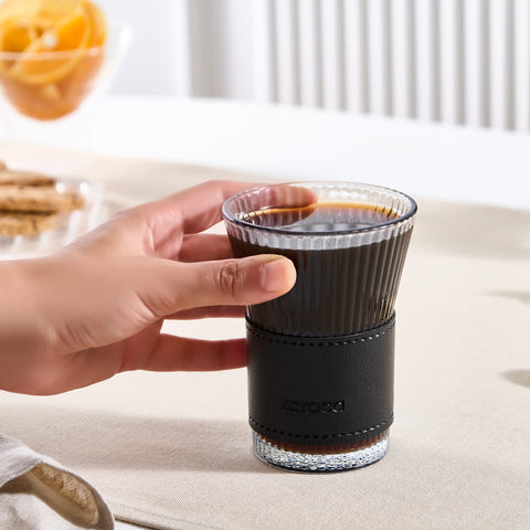 Karaca Leather Cool Touch Latte Glas 210 ML Zwart