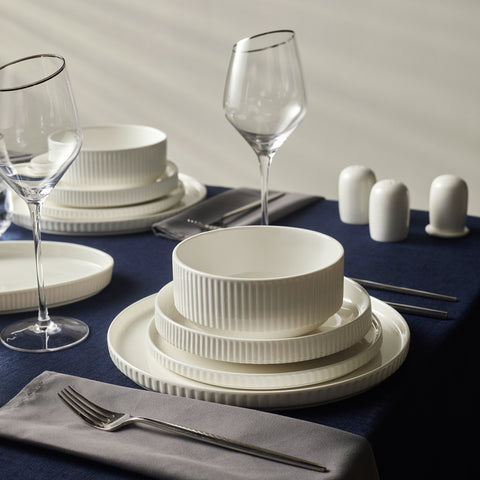 Karaca Forever Bone Pablito 53-Delig Dinnerservies Voor 12 Personen, Wit