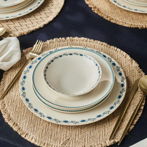 Karaca Forever Bone China Iznik 24-delig serviesset voor 6 personen, Meerkleurig