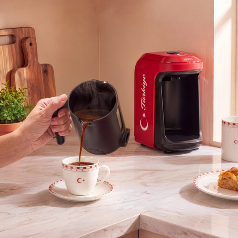 Karaca Hatır Hüps Türkiye – Turkse koffiemachine met melkfunctie, 5 kopjes, met volkslied, vlaggenrood