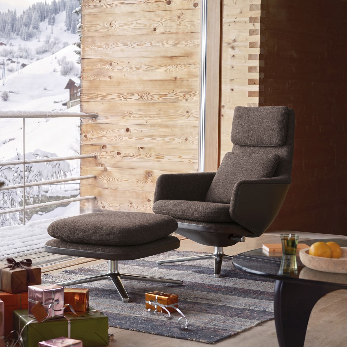 Vitra Grand Relax Loungesessel drehbar mit Ottoman hoher Sessel & Hocker