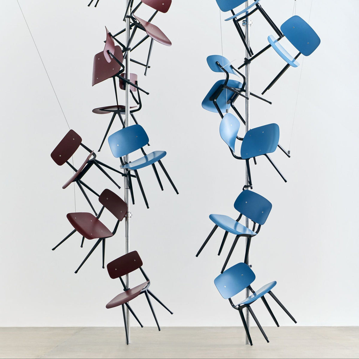 Hay Revolt Chair 4-Fuß-Stuhl Sitz & Rücken ABS-Kunststoff Stahlgestell