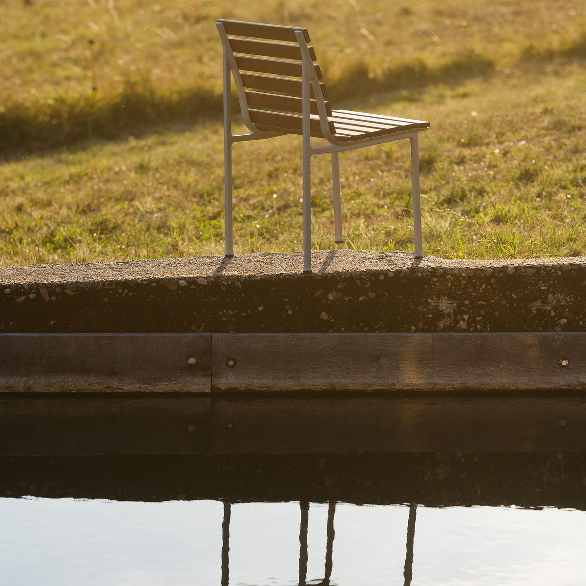 HAY Traverse Chair Outdoor Stuhl Esche geölt / Aluminium