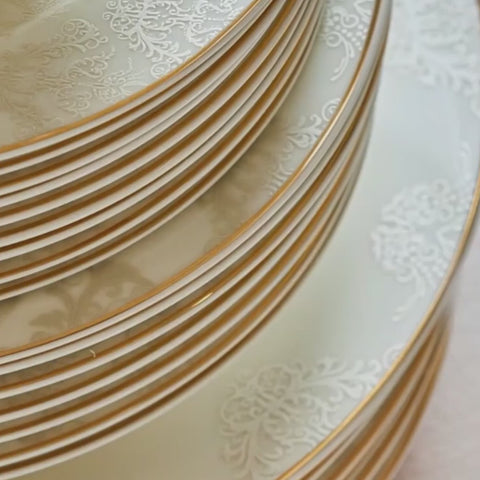 Karaca Siena 53-Delig Tafeldienst voor 12 Personen New Generation Bone Gold